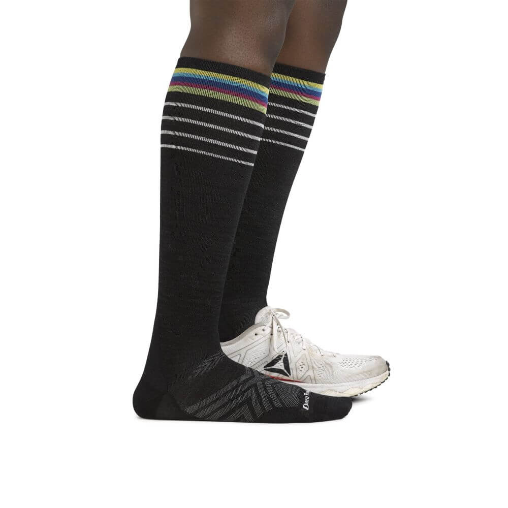 Calcetines por debajo de la rodilla para correr de lana merina. Mod. Stride 1046 - Imagen 3