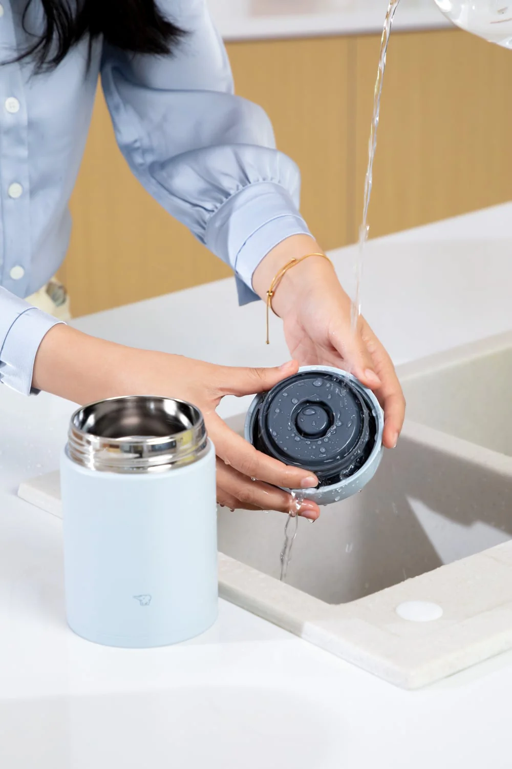 Tarros aislados de comida en acero inoxidable Zojirushi SW-KAH52 Color Medium Gray - Imagen 9