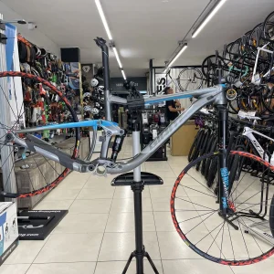 Marco Giant Anthem SL 1 Rin 27.5 Gris Usado