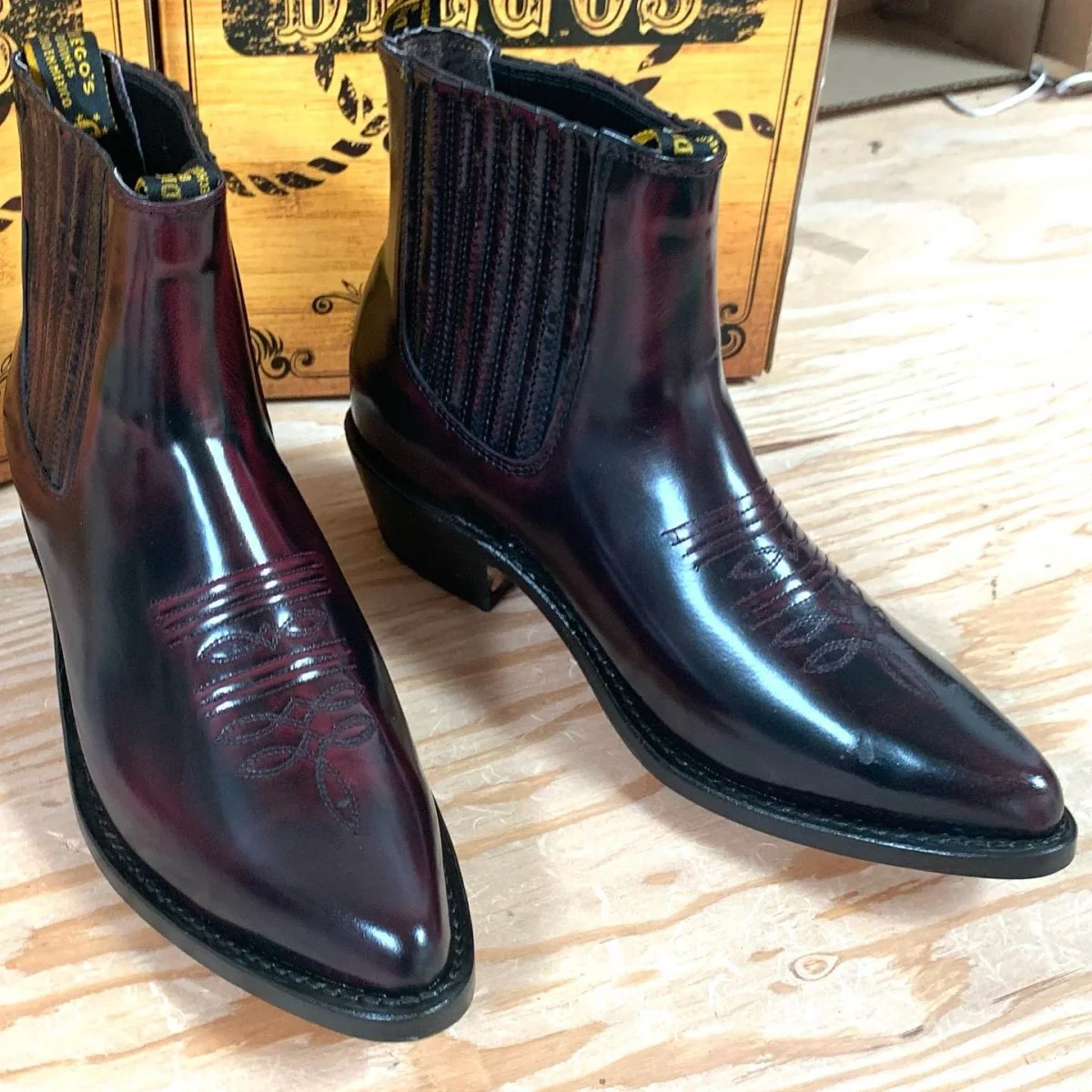 Botines Charros de Cuero Acabado Camaleon Modelo: DIE-63VC06 - Imagen 8