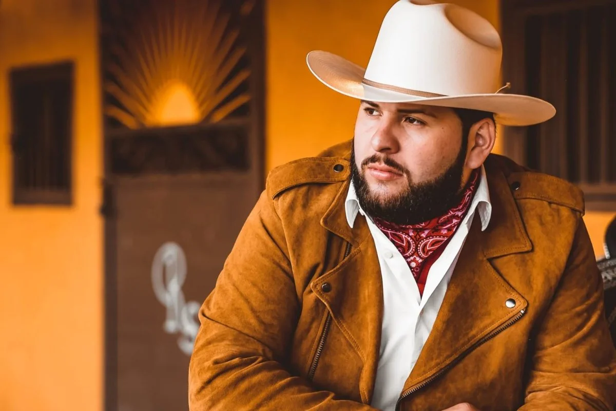 Sombrero Tombstone 1,000X Estilo El Fantasma con Plumas - Imagen 7